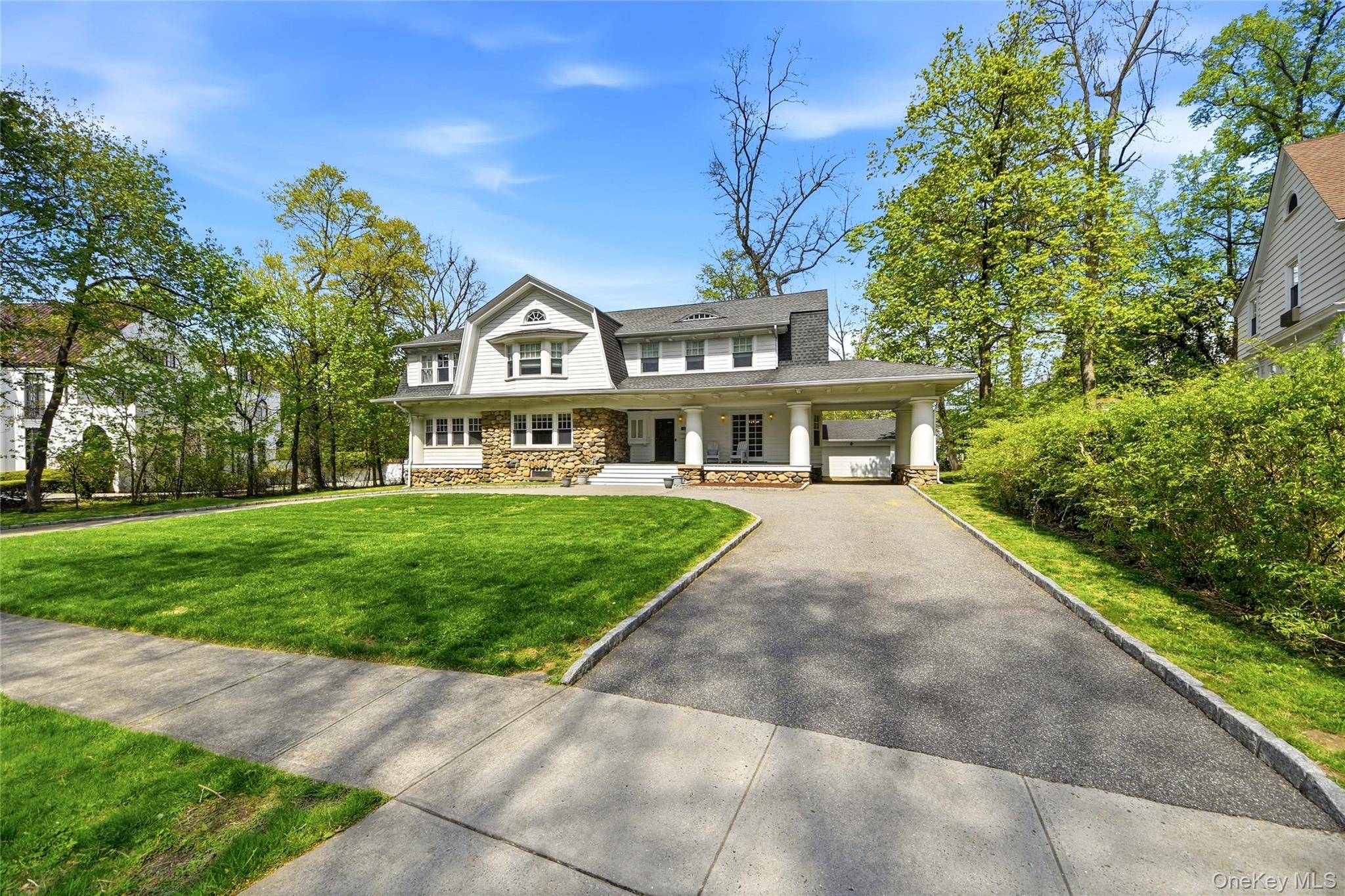 Casa de 5 Dormitorios en Venta en New Rochelle - Nueva York - EE. UU. - 3