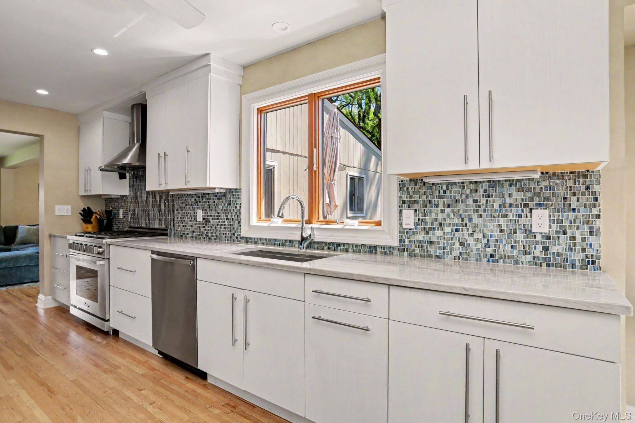 Casa de 5 Dormitorios en Venta en New Rochelle - Nueva York - EE. UU. - 6