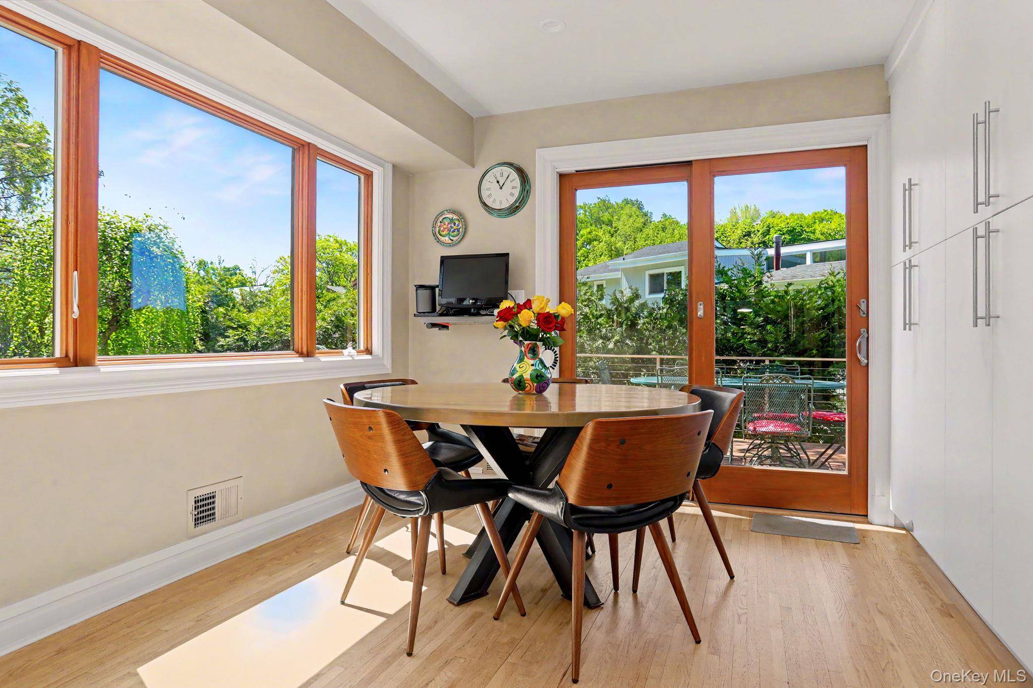 Casa de 5 Dormitorios en Venta en New Rochelle - Nueva York - EE. UU. - 8
