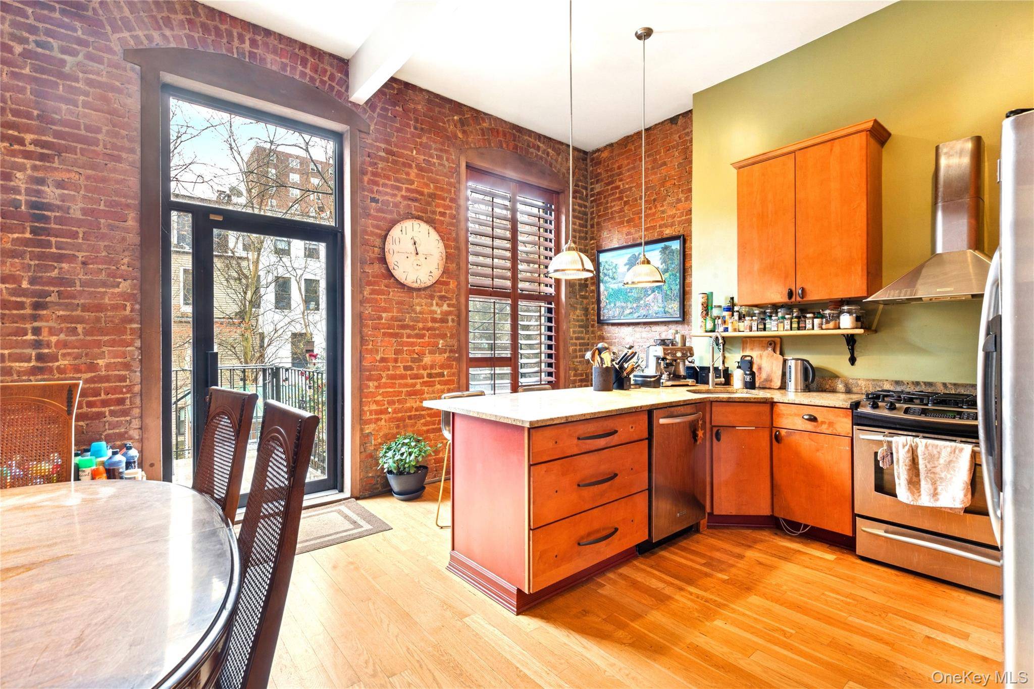 5 Bedroom Home for Sale in New York - Manhattan - New York - USA - 3