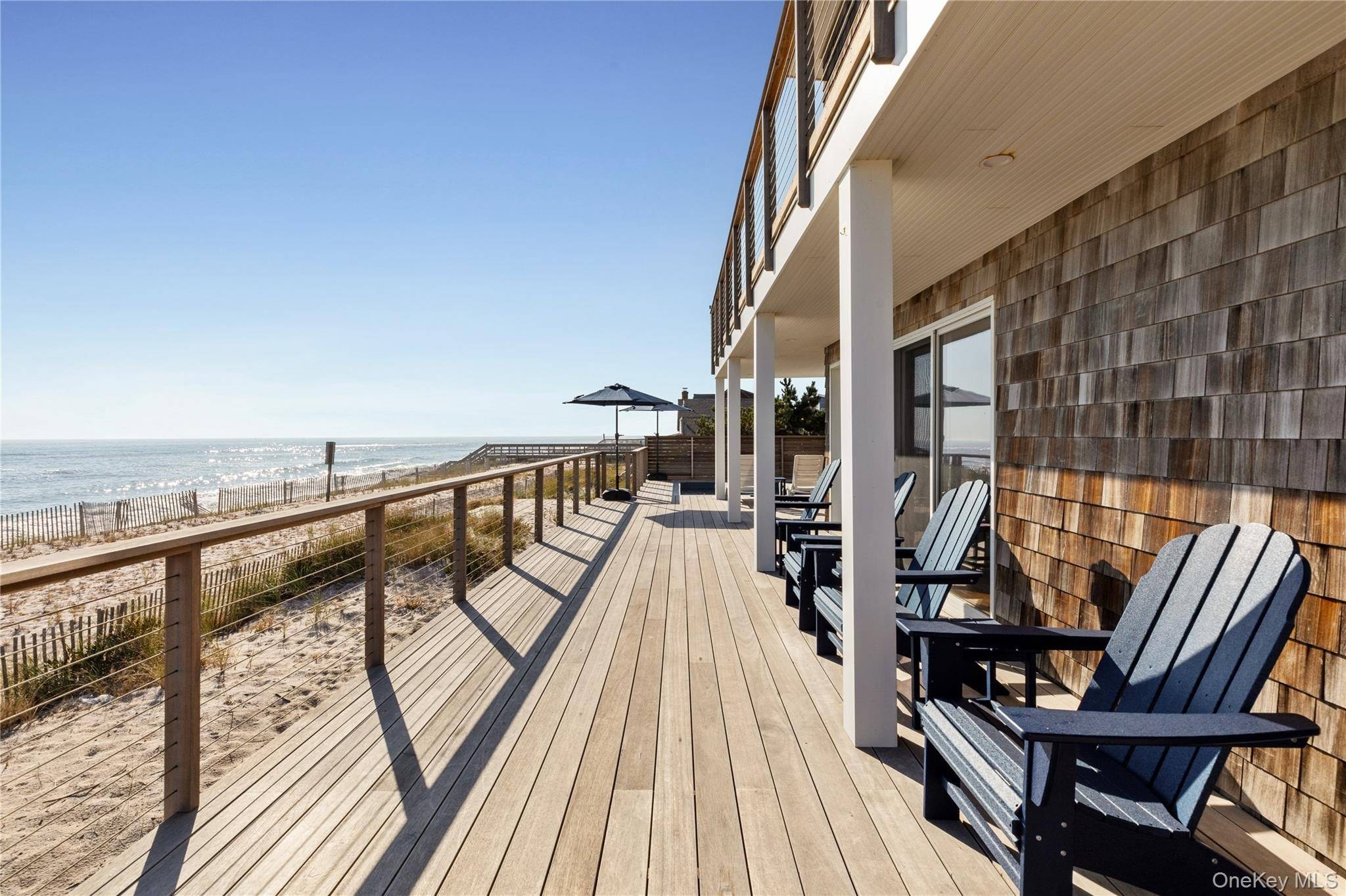 Casa de 5 Dormitorios en Venta en Ocean Bay Park, Fire Island, NY - 7