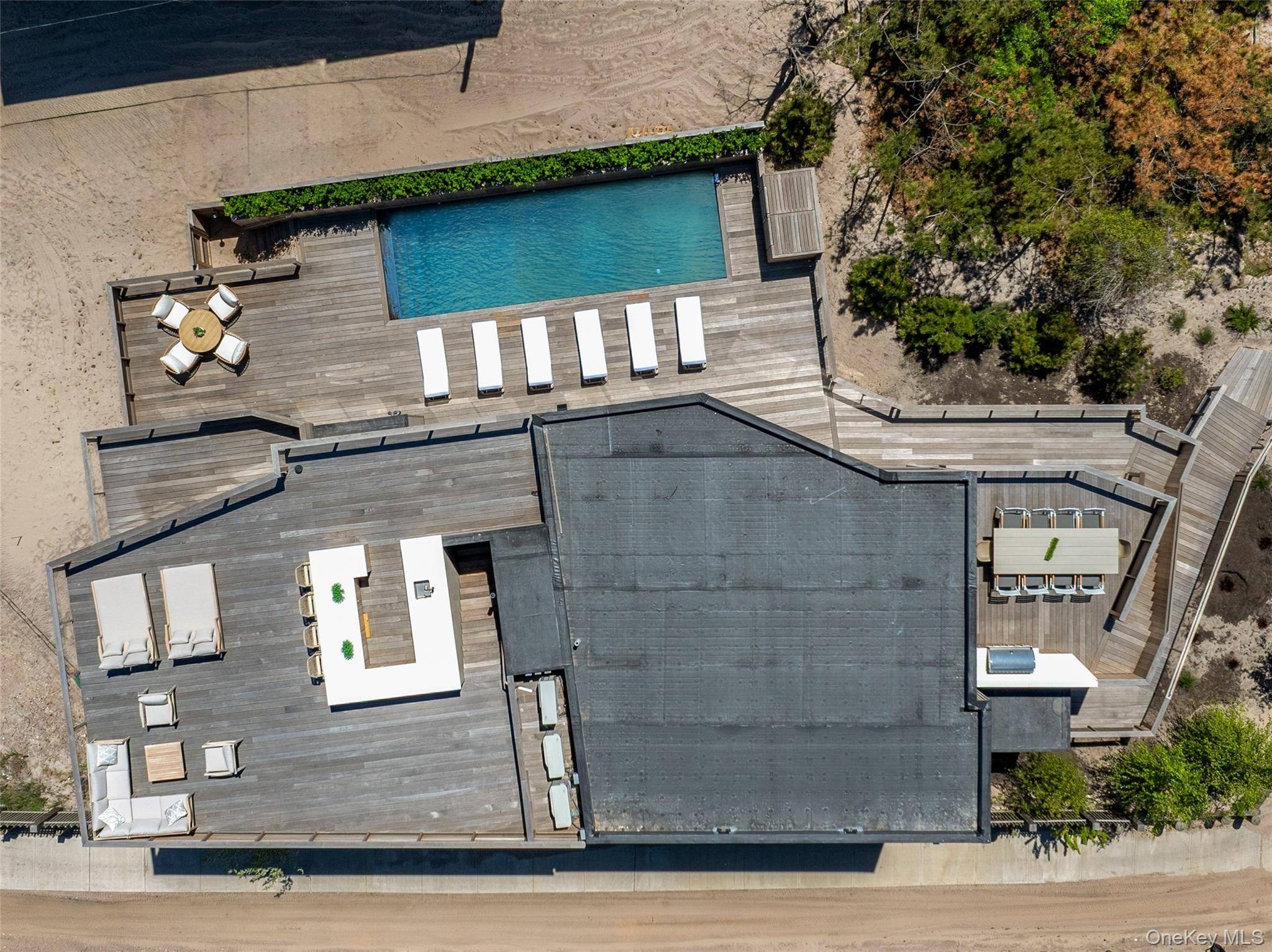 Casa com 5 Quartos à Venda em Ocean Bay Park - Nova Iorque - EUA - 3
