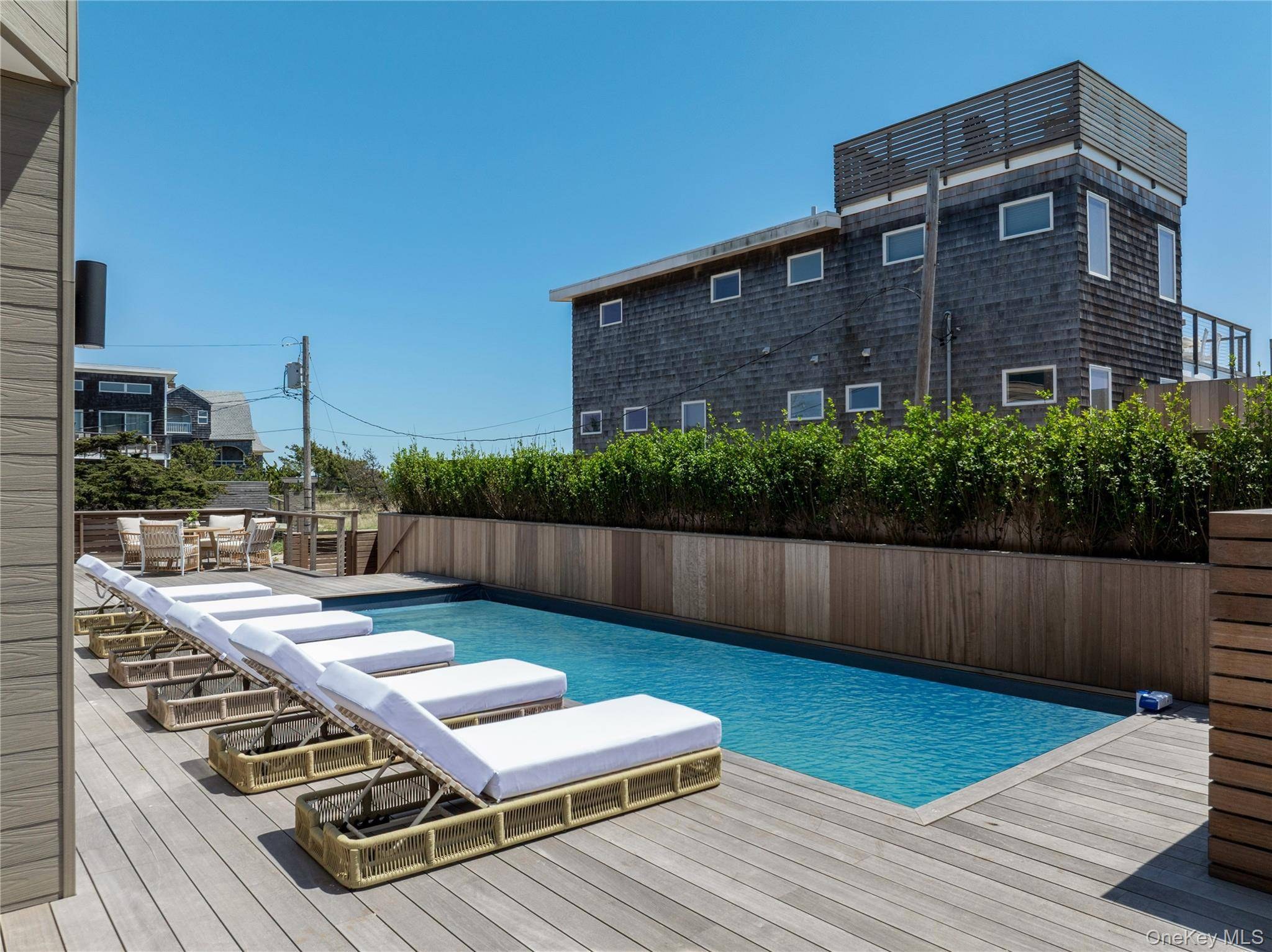 Casa com 5 Quartos à Venda em Ocean Bay Park - Nova Iorque - EUA - 4
