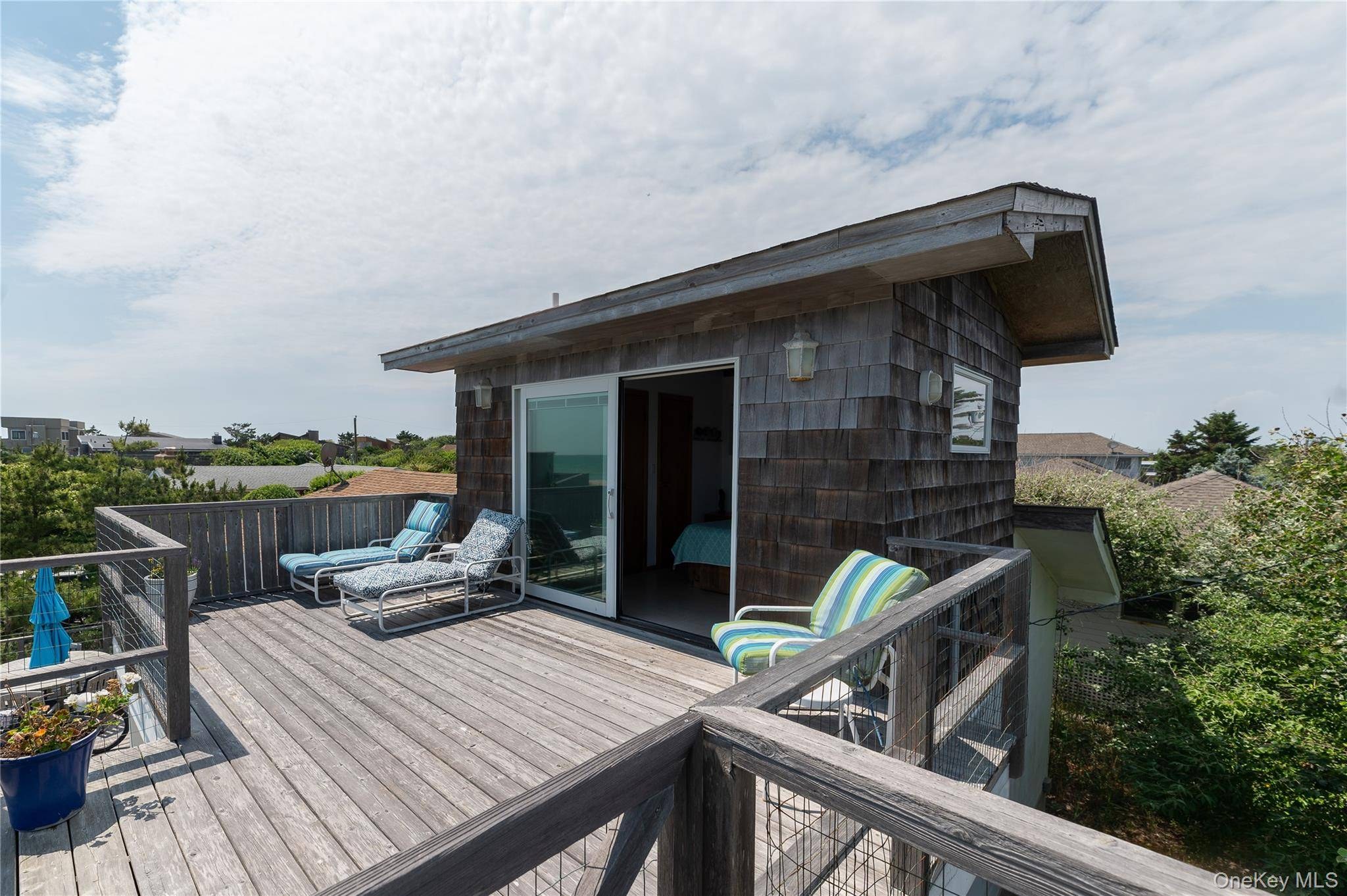 Casa de 5 Dormitorios en Venta en Ocean Beach, Fire Island, NY - 3
