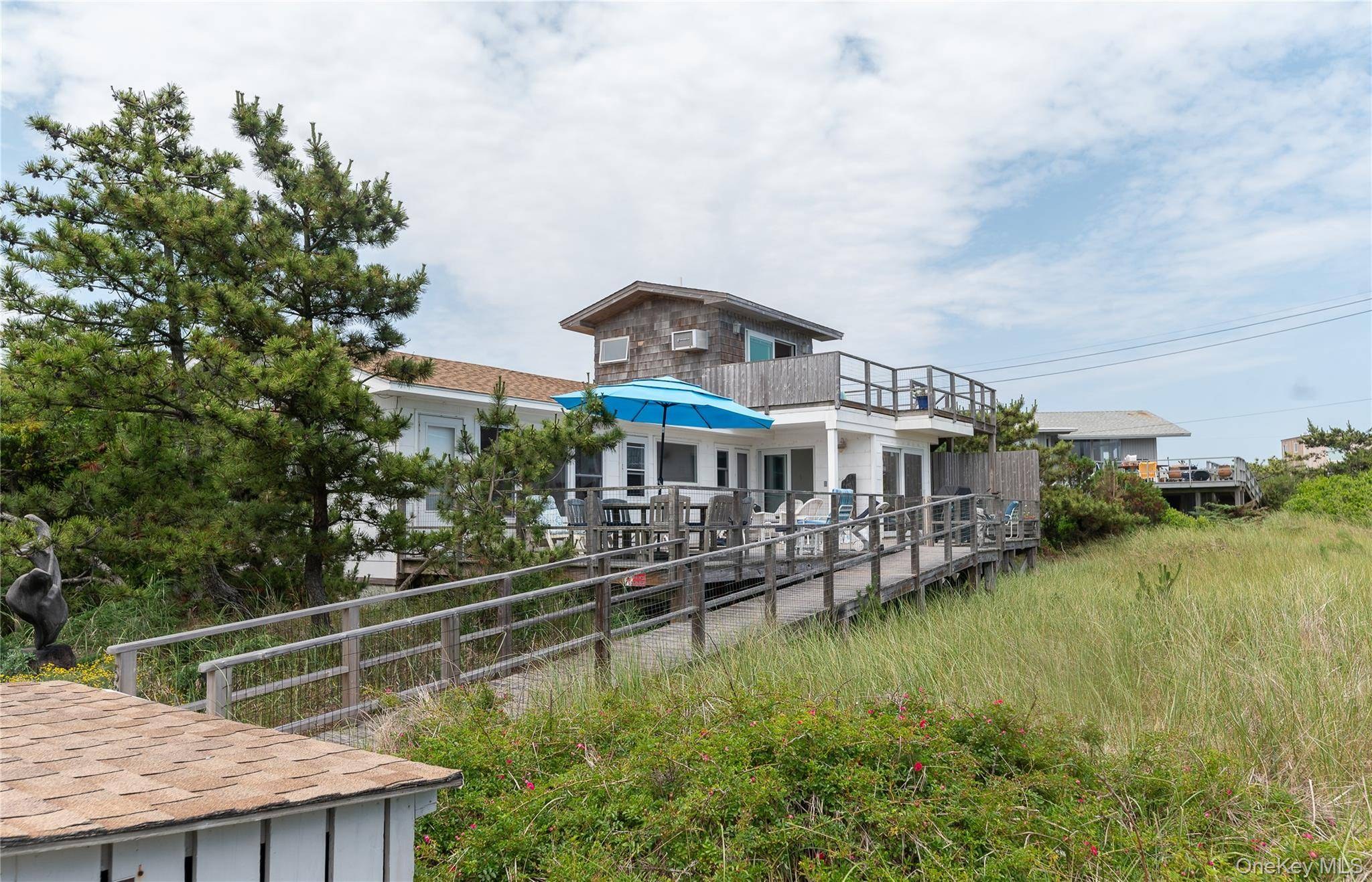 Casa de 5 Dormitorios en Venta en Ocean Beach, Fire Island, NY - 6