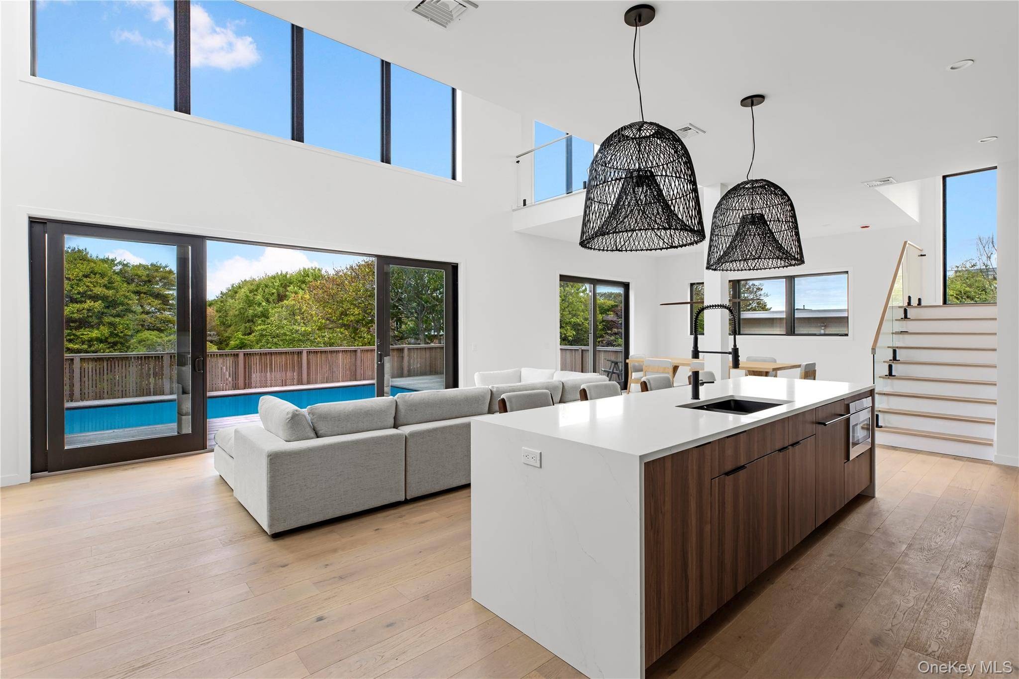Casa com 5 Quartos à Venda em Ocean Beach - Nova Iorque - EUA - 3