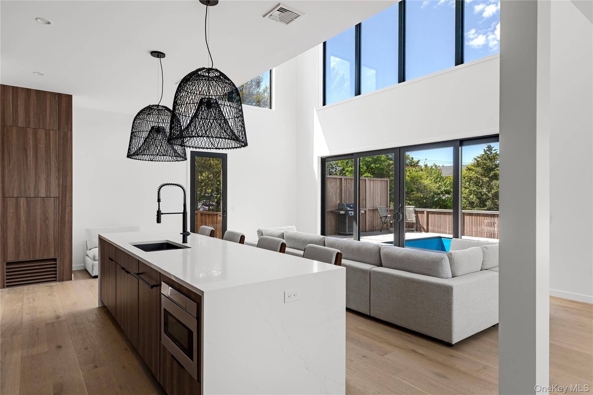 Casa com 5 Quartos à Venda em Ocean Beach - Nova Iorque - EUA - 8