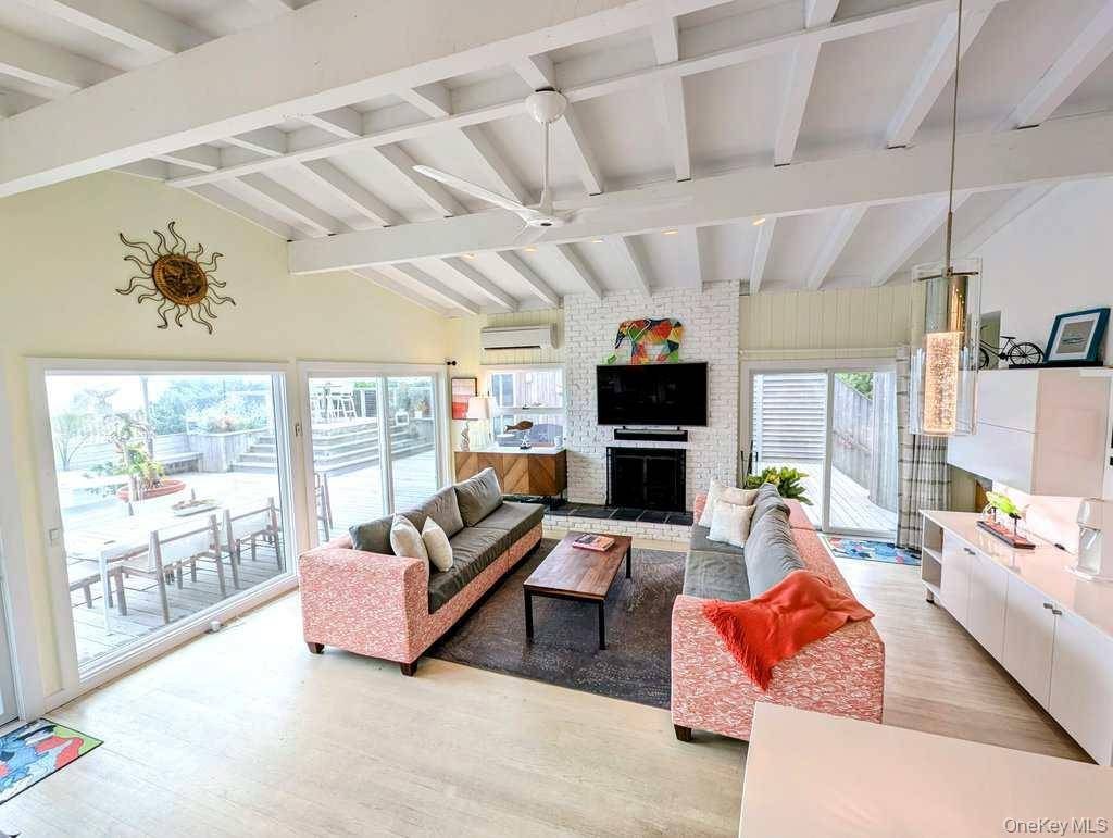 Casa com 5 Quartos à Venda em Ocean Beach - Nova Iorque - EUA - 1