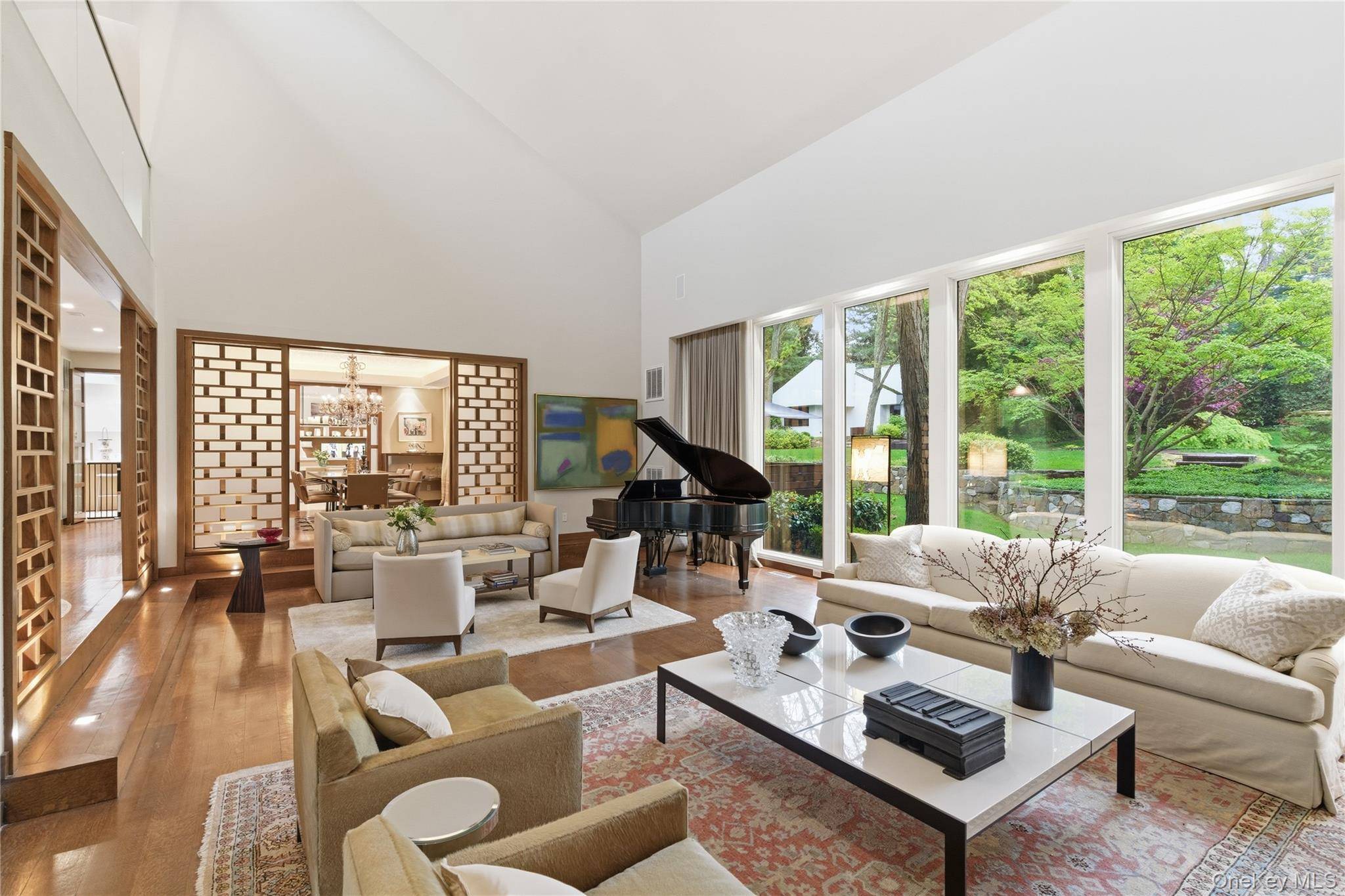 Casa de 5 Dormitorios en Venta en Old Brookville - Nueva York - EE. UU. - 2