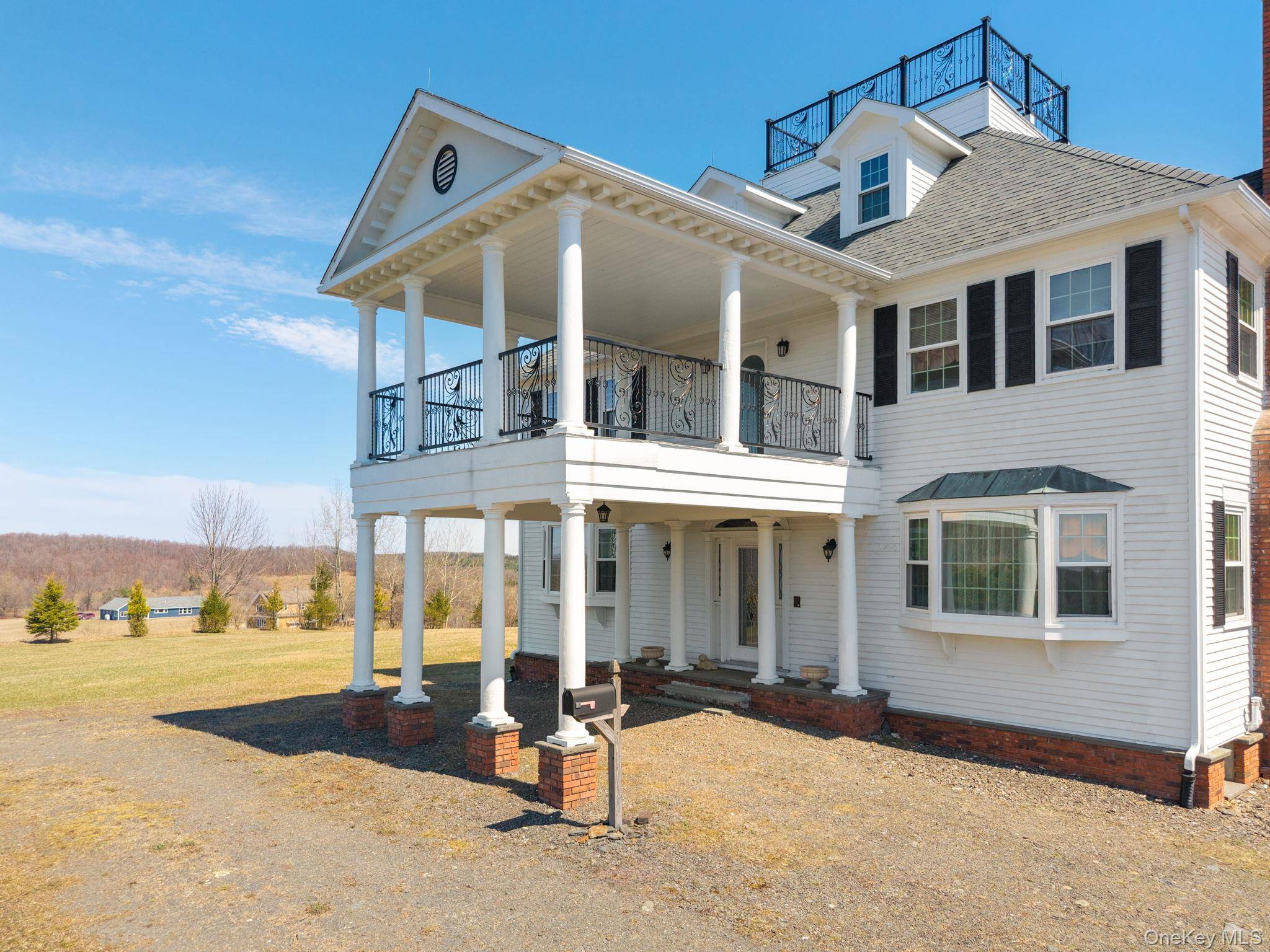 5 Bedroom Home for Sale in Other - New York - USA - 3