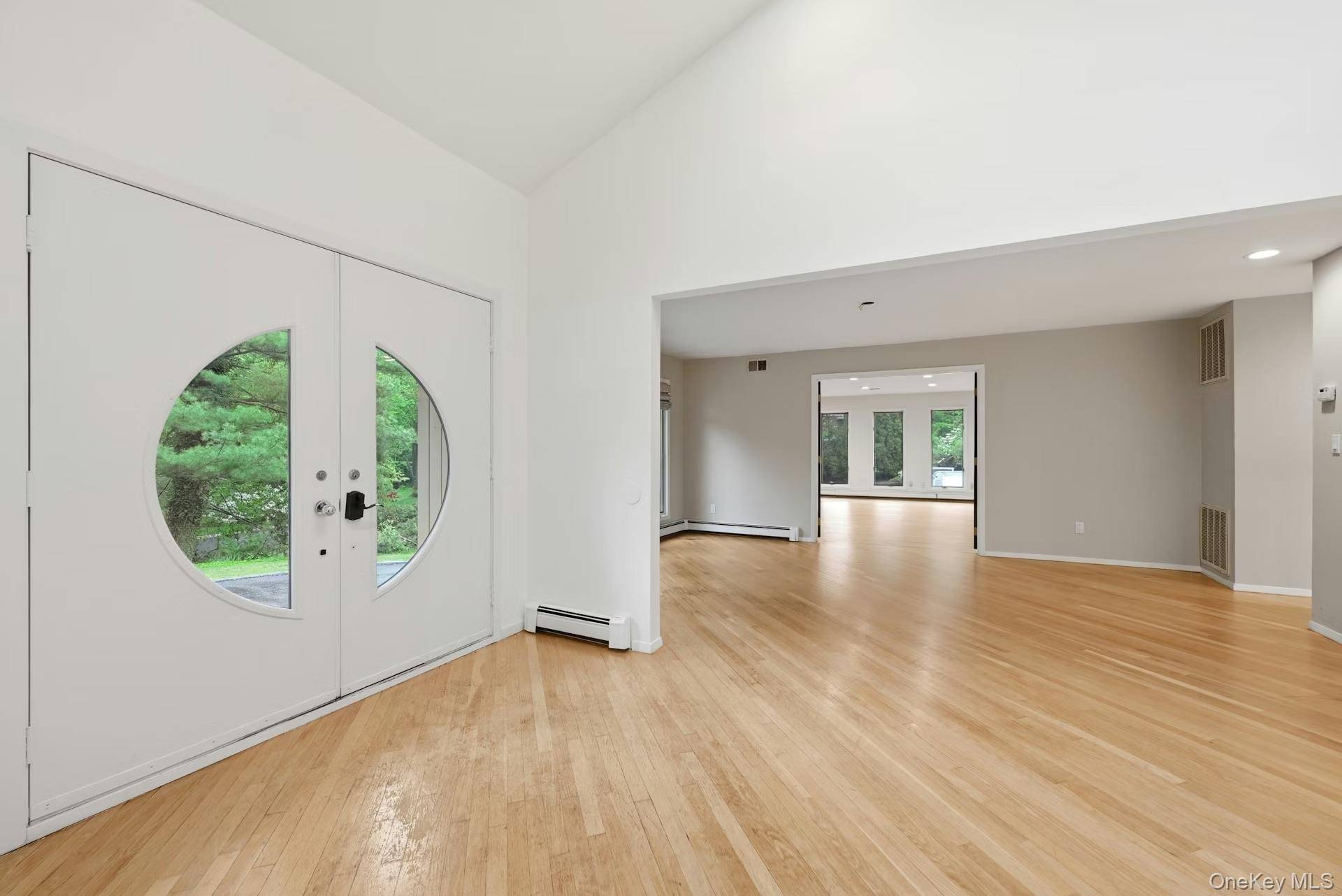 Casa de 5 Dormitorios en Venta en Oyster Bay - Nueva York - EE. UU. - 4