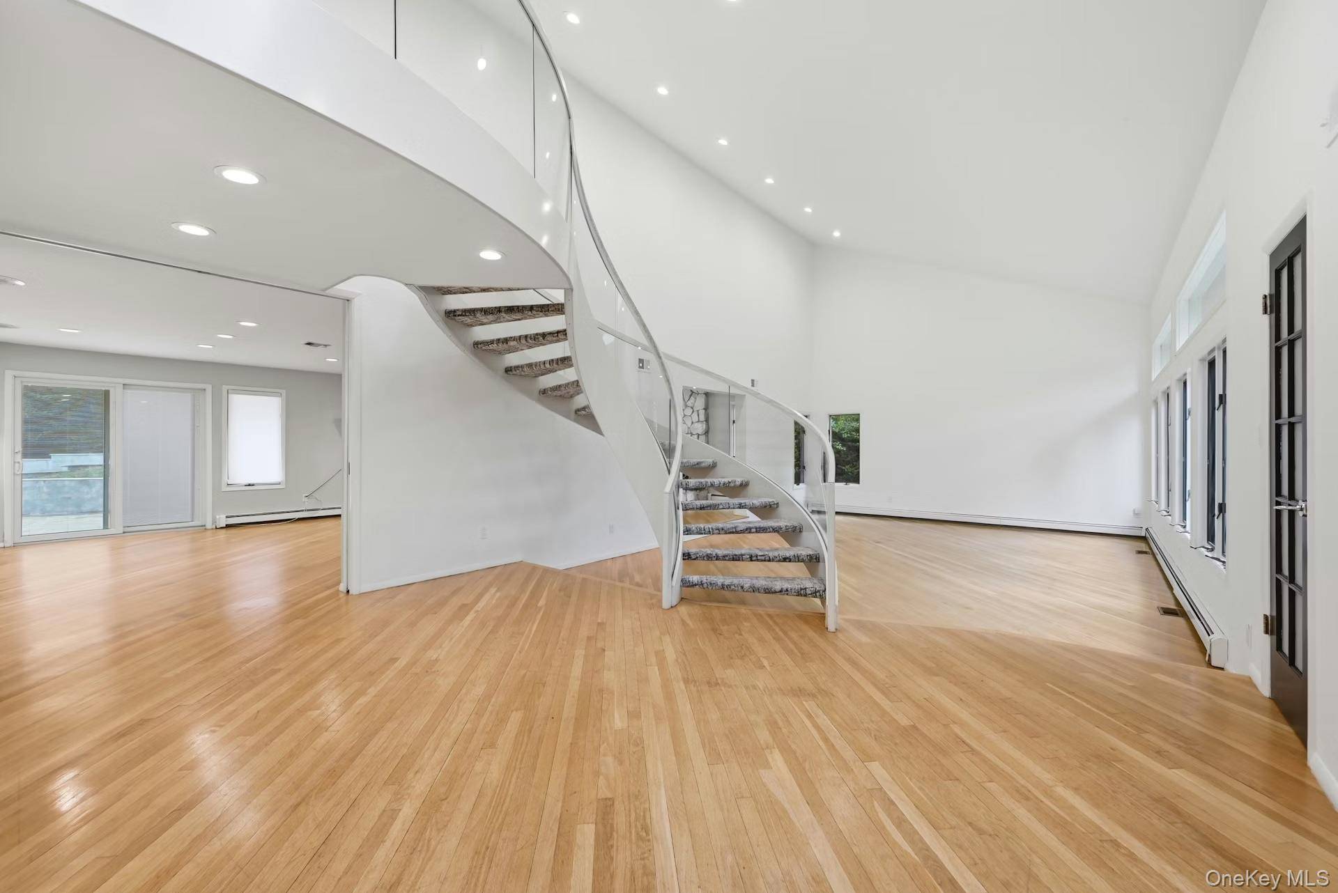 Casa de 5 Dormitorios en Venta en Oyster Bay - Nueva York - EE. UU. - 6