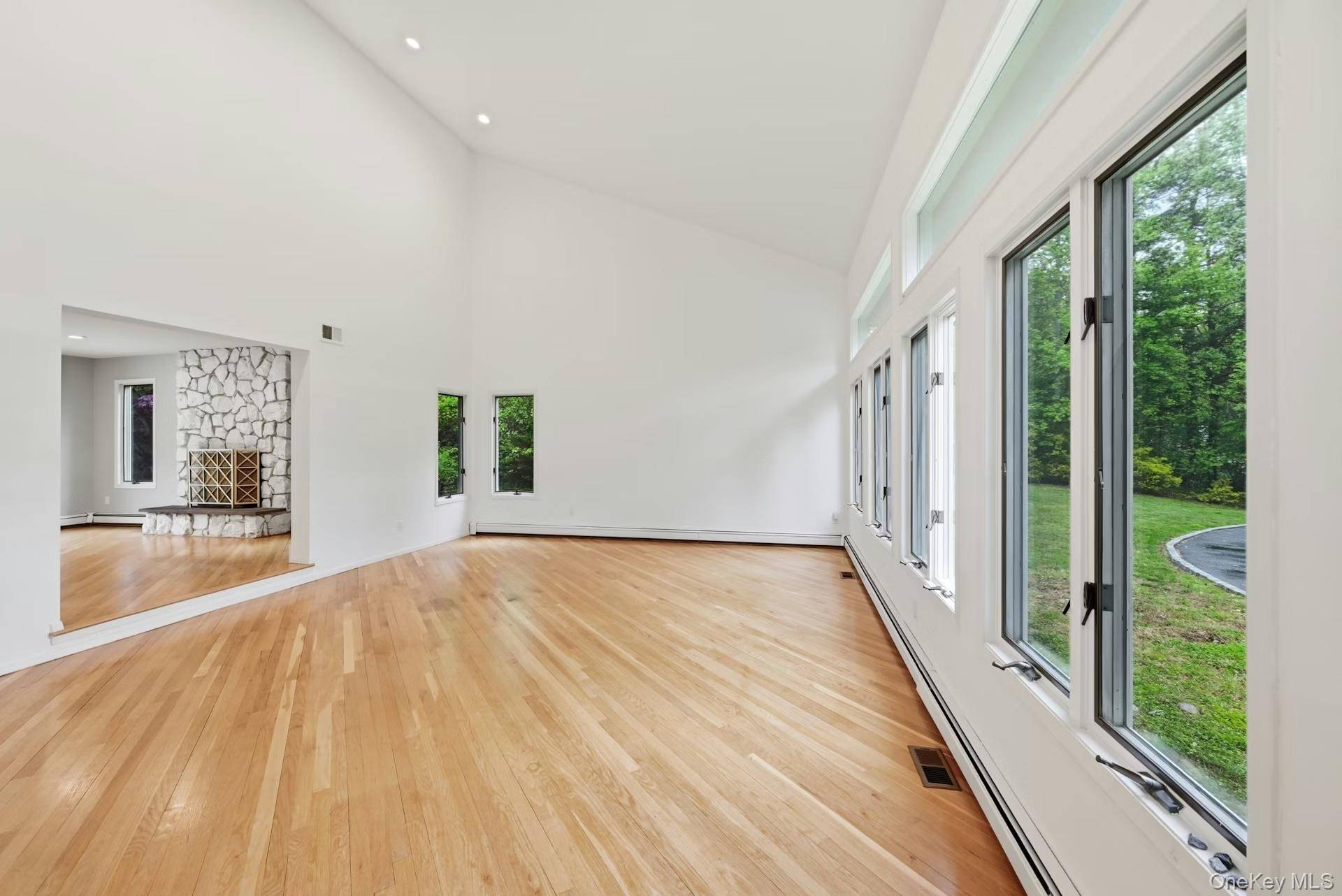 Casa de 5 Dormitorios en Venta en Oyster Bay - Nueva York - EE. UU. - 7