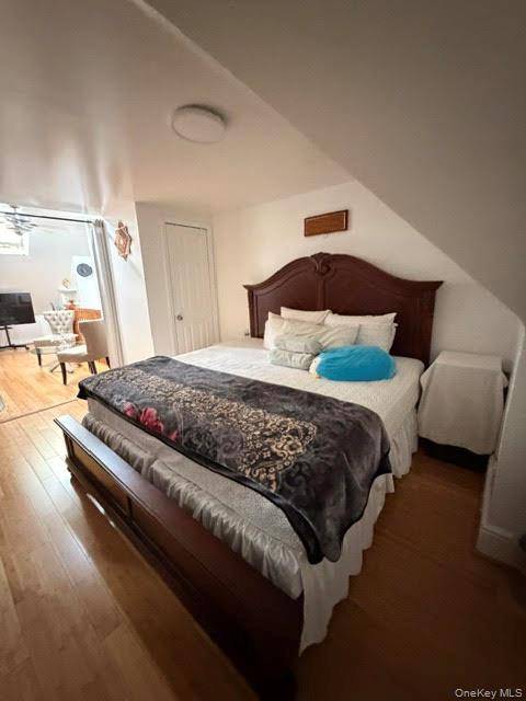 Casa com 5 Quartos à Venda em Ozone Park - Nova Iorque - EUA - 7