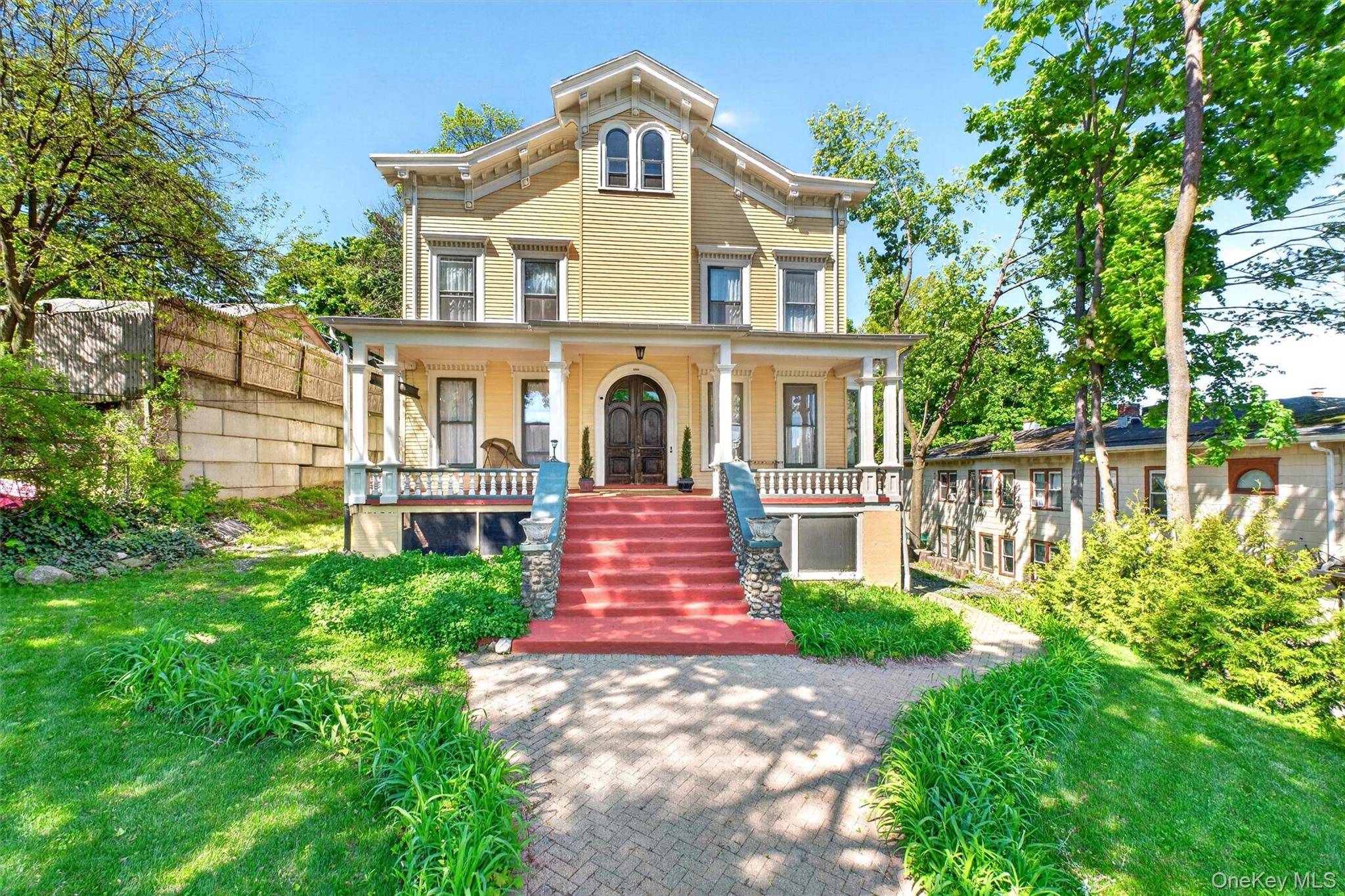 Casa de 5 Dormitorios en Venta en Peekskill - Nueva York - EE. UU. - 2