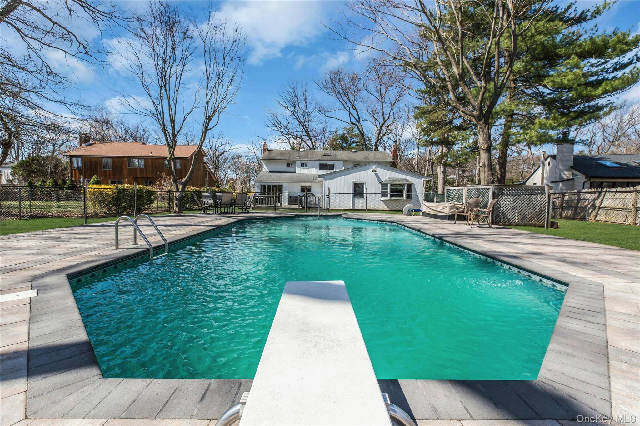 Casa de 5 Dormitorios en Venta en Plainview - Nueva York - EE. UU. - 7