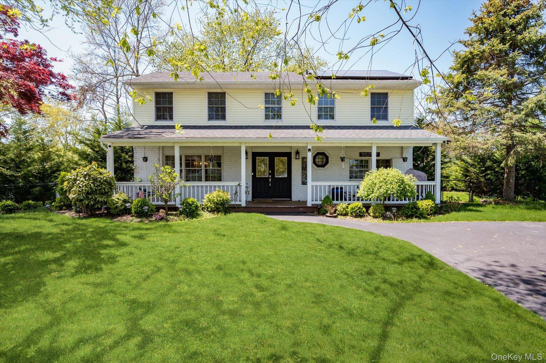 Casa com 5 Quartos à Venda em Port Jefferson Station - Nova Iorque - EUA - 1