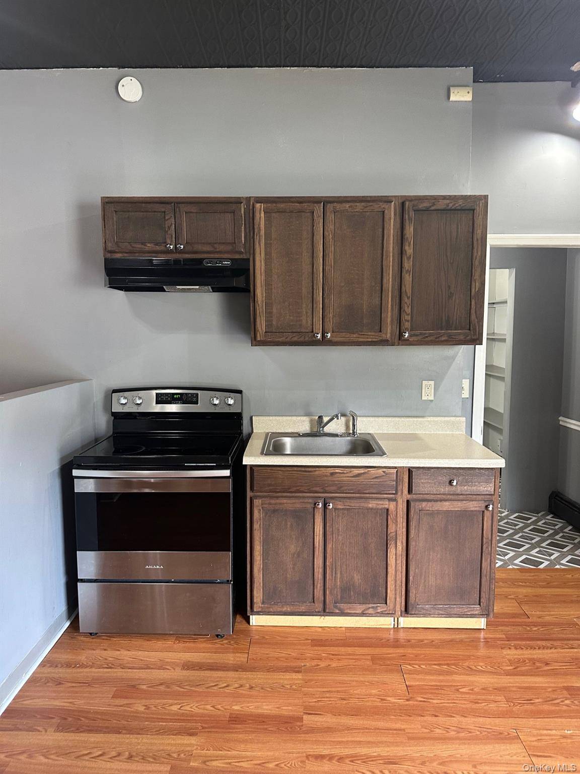 Casa com 5 Quartos à Venda em Poughkeepsie - Nova Iorque - EUA - 4