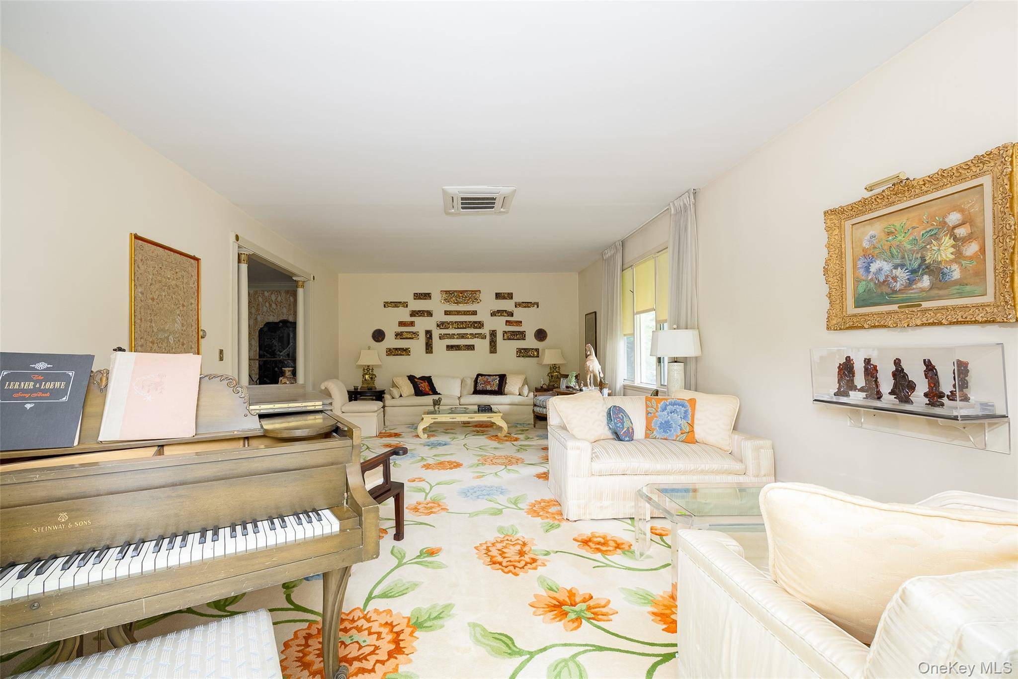 5 Bedroom Home for Sale in Poughkeepsie - New York - USA - 7