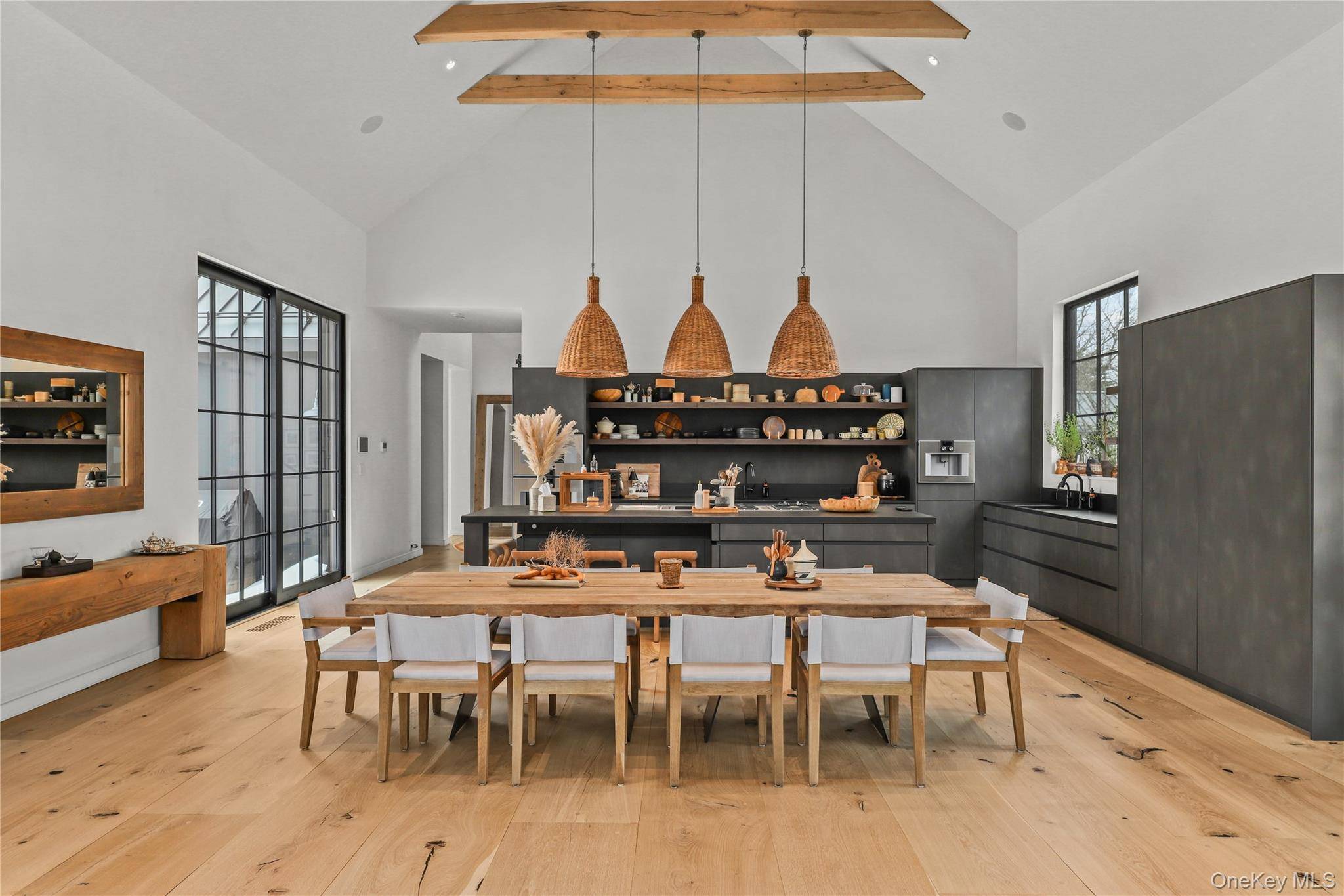 5 Bedroom Home for Sale in Purchase - NY - USA - 1
