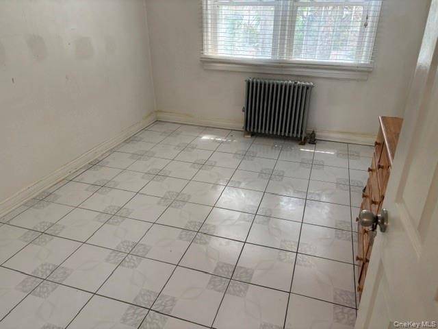 Casa com 5 Quartos à Venda em Queens Village - Nova Iorque - EUA - 6
