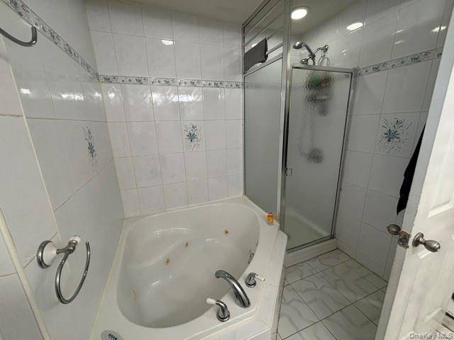 Casa com 5 Quartos à Venda em Queens Village - Nova Iorque - EUA - 8