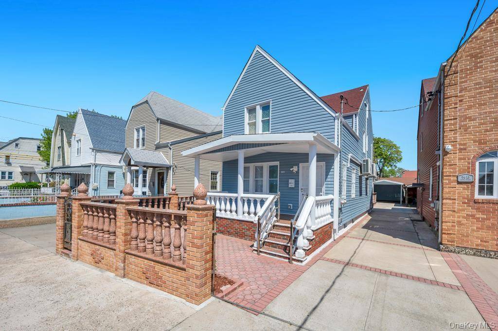 Casa com 5 Quartos à Venda em Queens Village - Nova Iorque - EUA - 2
