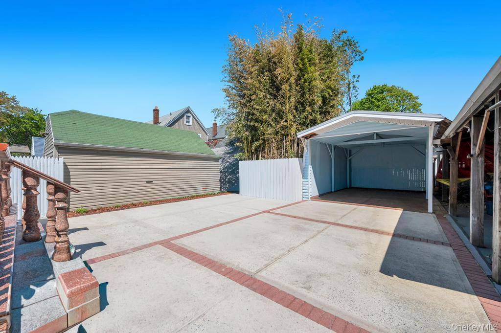 Casa com 5 Quartos à Venda em Queens Village - Nova Iorque - EUA - 4