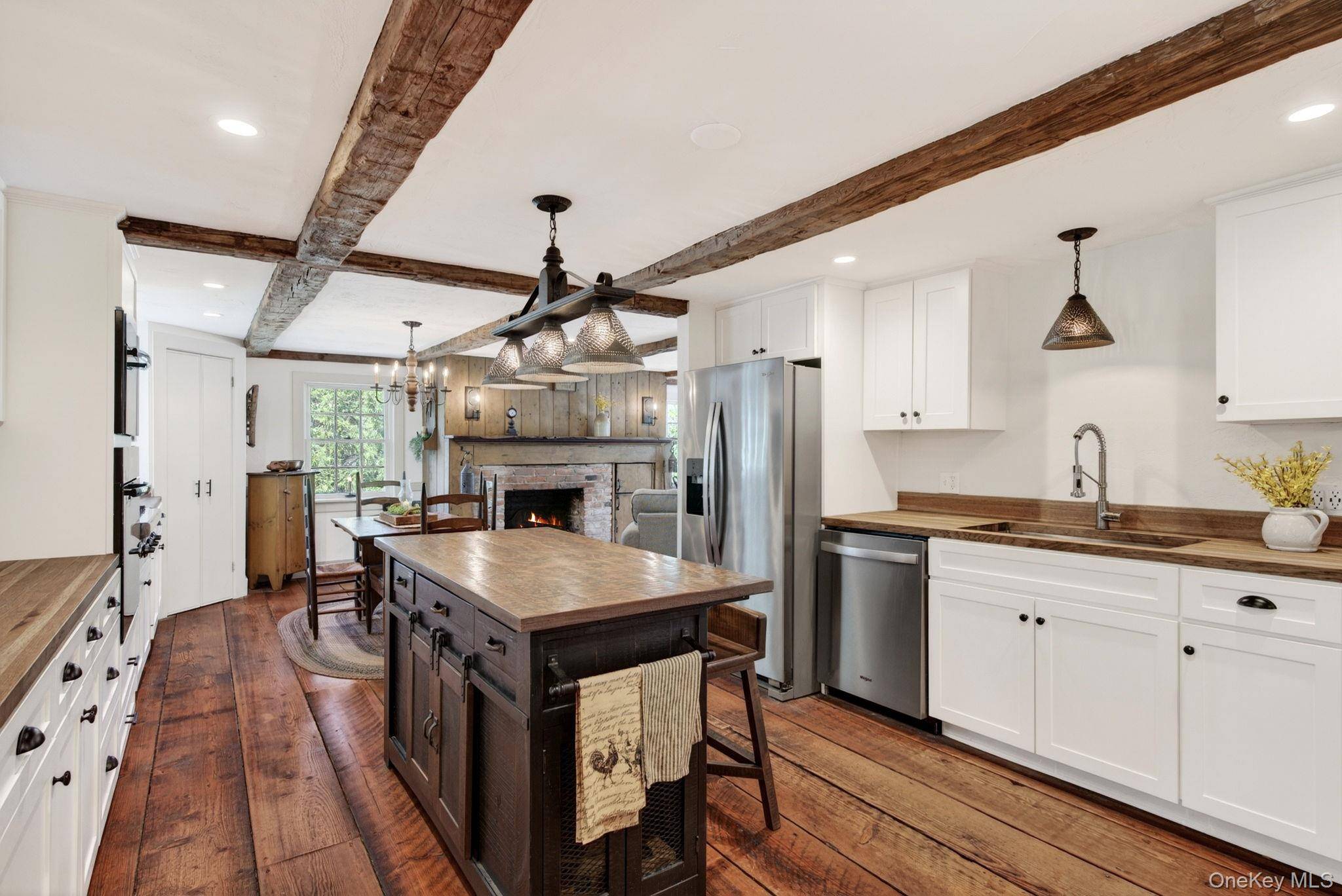 5 Bedroom Home for Sale in Red Hook - New York - USA - 4