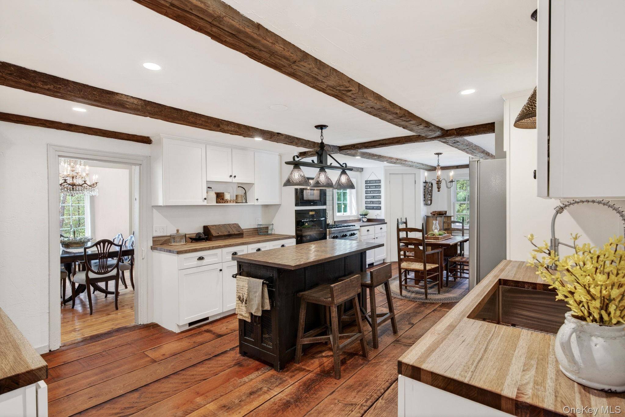 5 Bedroom Home for Sale in Red Hook - New York - USA - 7
