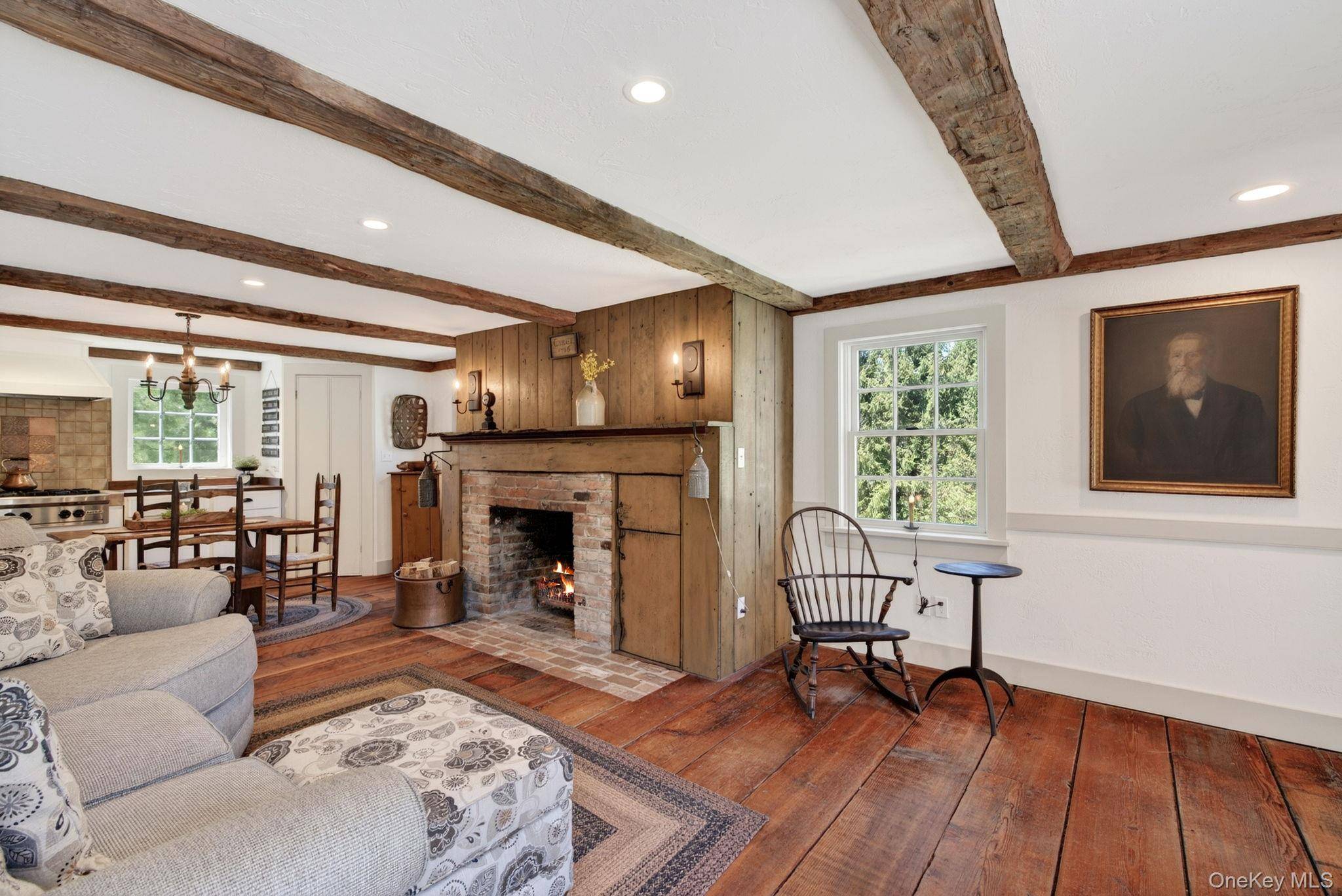 5 Bedroom Home for Sale in Red Hook - New York - USA - 8