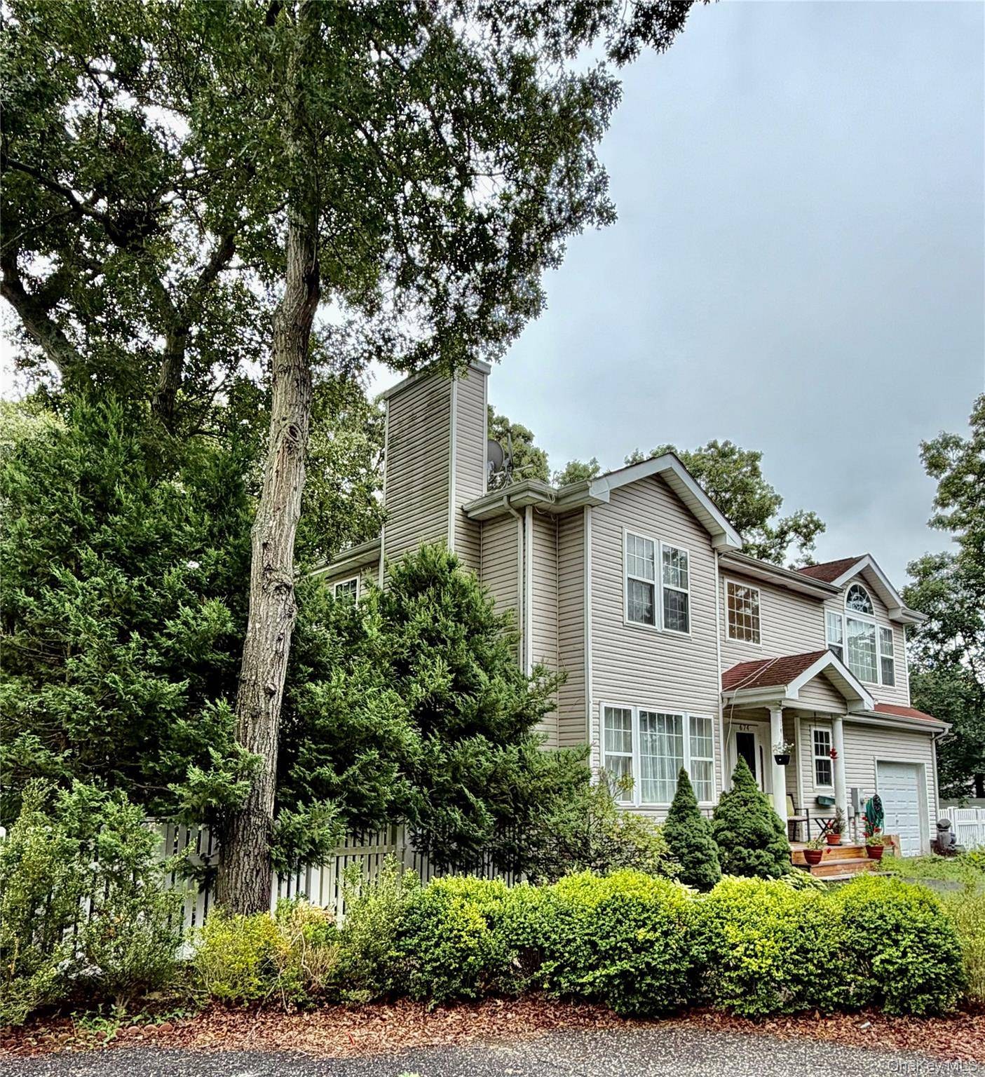 Casa com 5 Quartos à Venda em Riverhead - Nova Iorque - EUA - 1