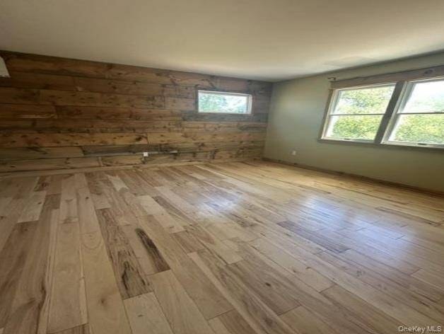 Casa com 5 Quartos à Venda em Riverhead - Nova Iorque - EUA - 4