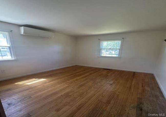 Casa com 5 Quartos à Venda em Riverhead - Nova Iorque - EUA - 5