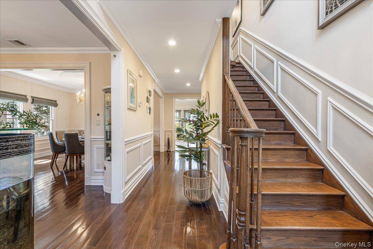 Casa de 5 Dormitorios en Venta en Roslyn Heights - Nueva York - EE. UU. - 6