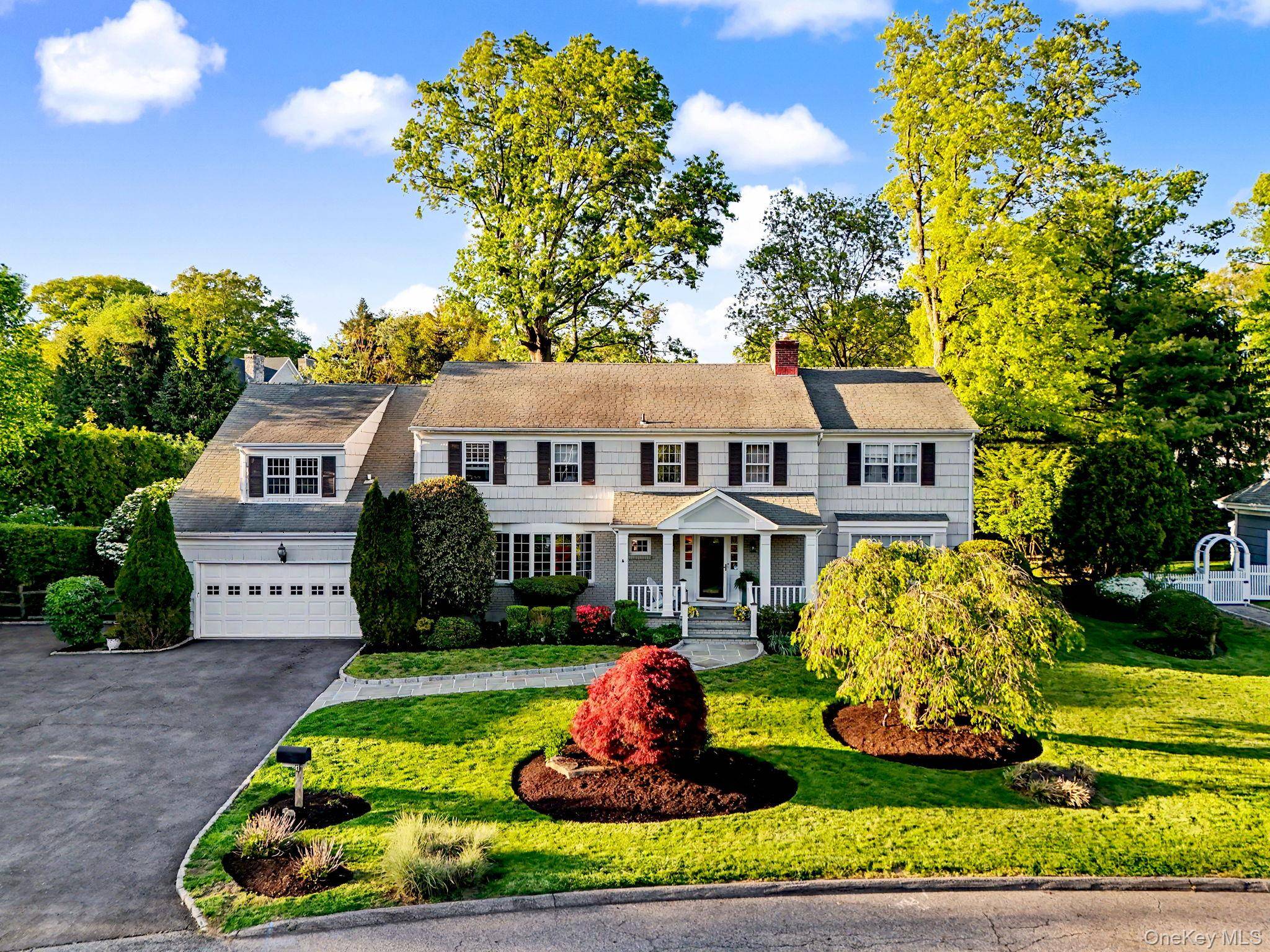 5 Bedroom Home for Sale in RYE - New York - USA - 1