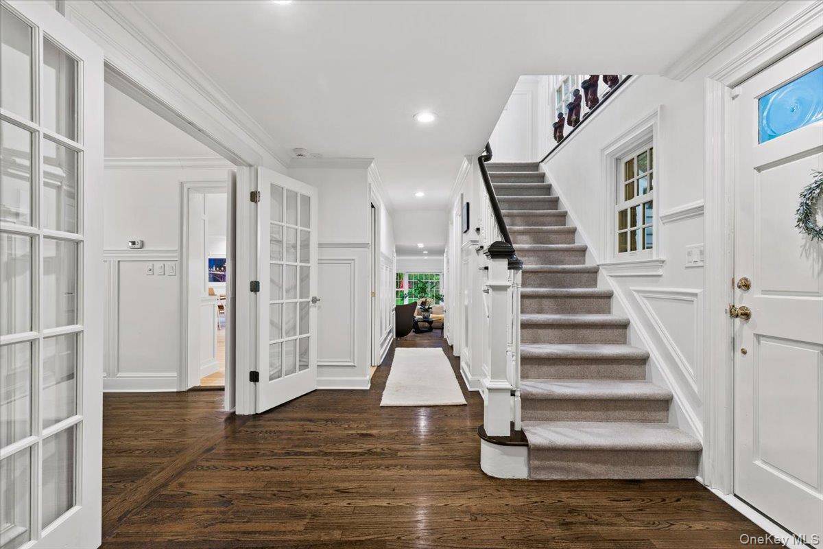 5 Bedroom Home for Sale in RYE - New York - USA - 2