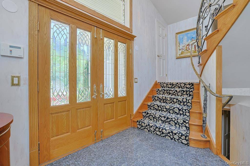 Casa de 5 Dormitorios en Venta en Scarsdale - Nueva York - EE. UU. - 3