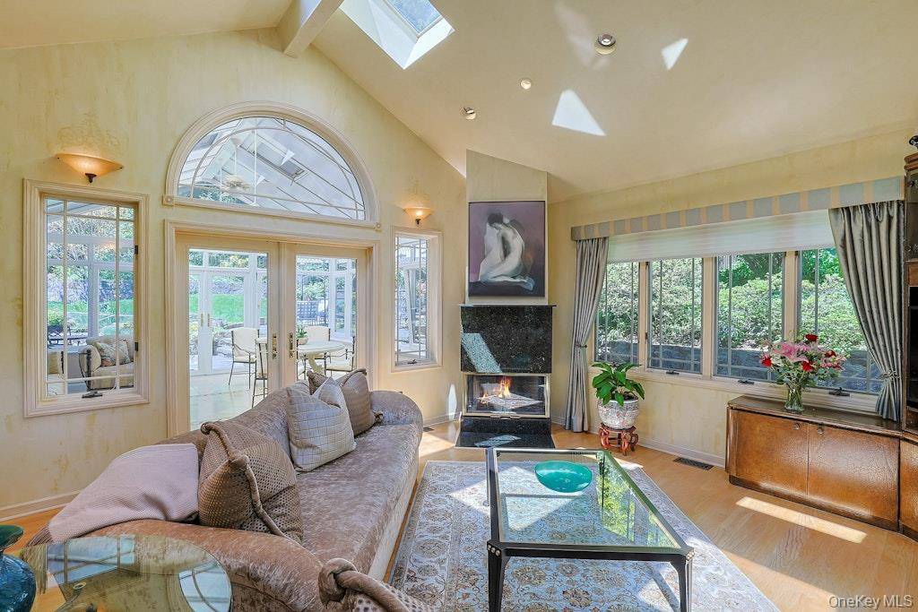 Casa de 5 Dormitorios en Venta en Scarsdale - Nueva York - EE. UU. - 7