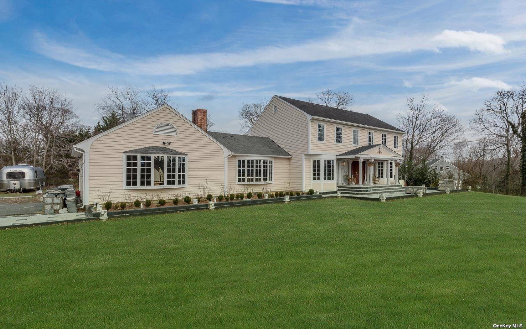 Casa com 5 Quartos à Venda em Setauket - Nova Iorque - EUA - 2