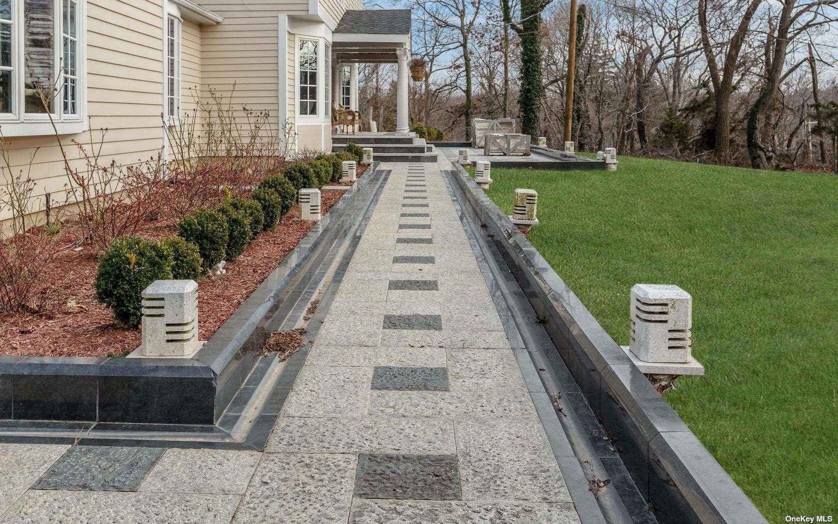 Casa com 5 Quartos à Venda em Setauket - Nova Iorque - EUA - 4