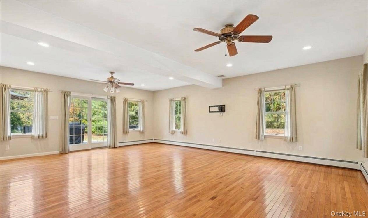 Casa com 5 Quartos à Venda em Sloatsburg - Nova Iorque - EUA - 5