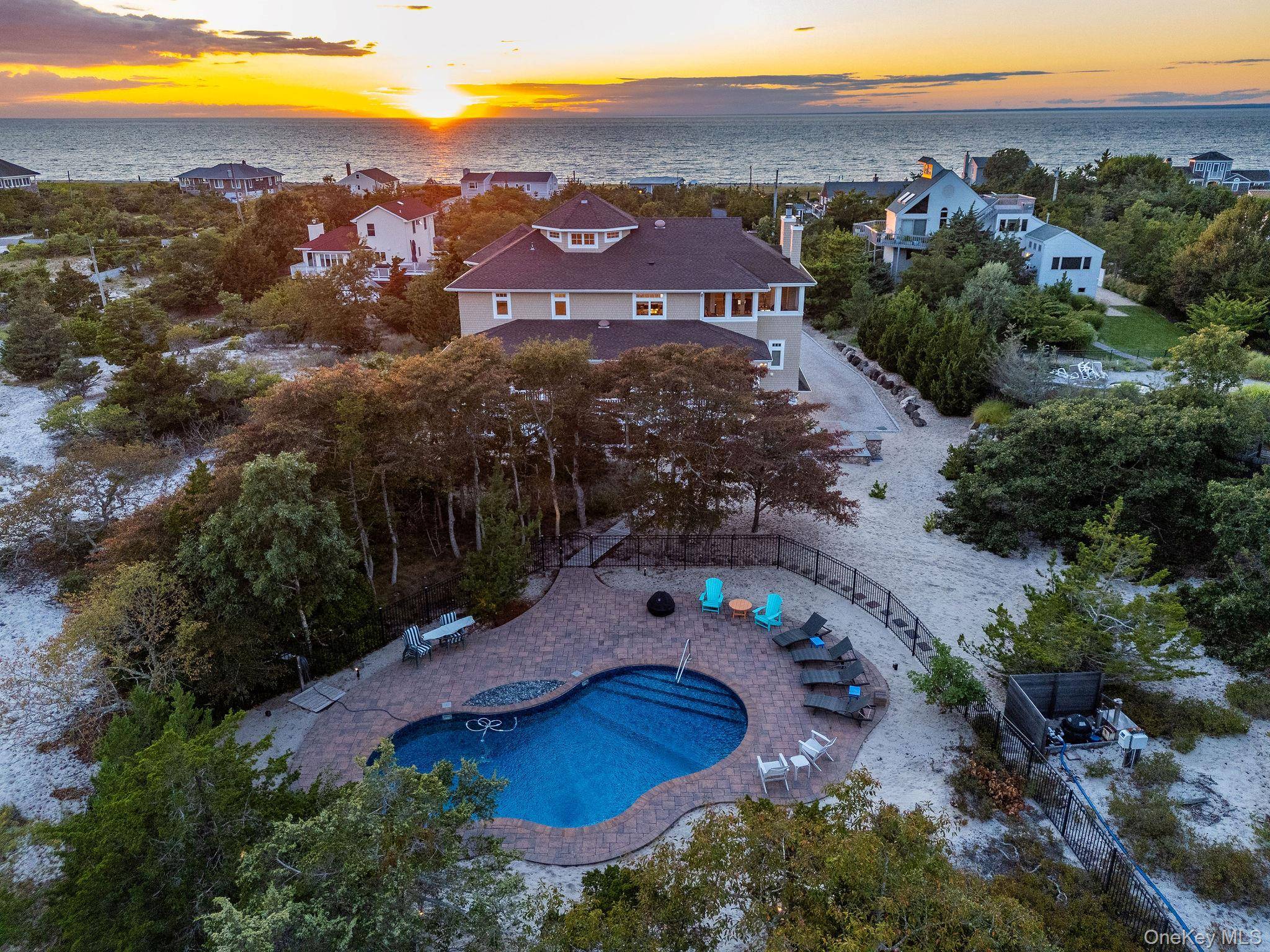 Casa com 5 Quartos à Venda em Southold - Nova Iorque - EUA - 3