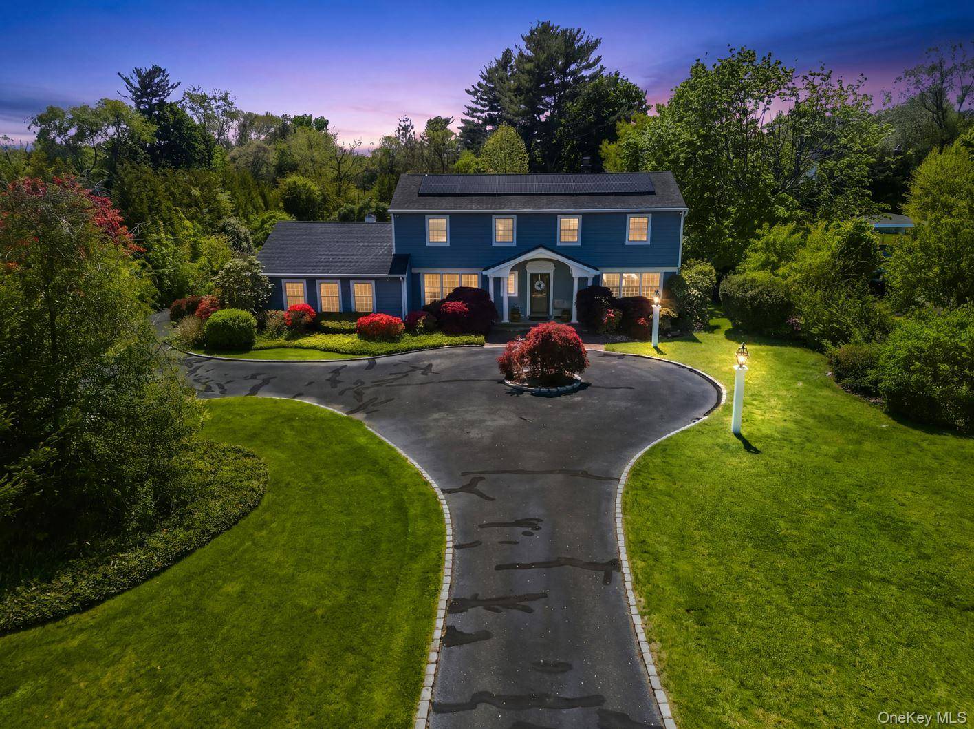 Casa com 5 Quartos à Venda em Syosset - Nova Iorque - EUA - 1