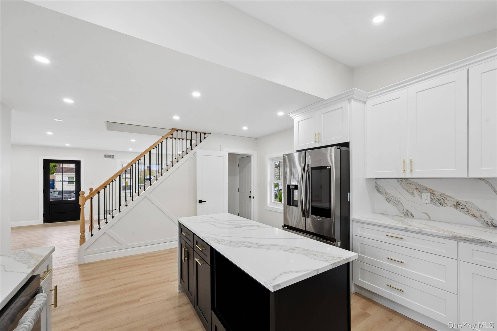 Casa com 5 Quartos à Venda em Uniondale - Nova Iorque - EUA - 8