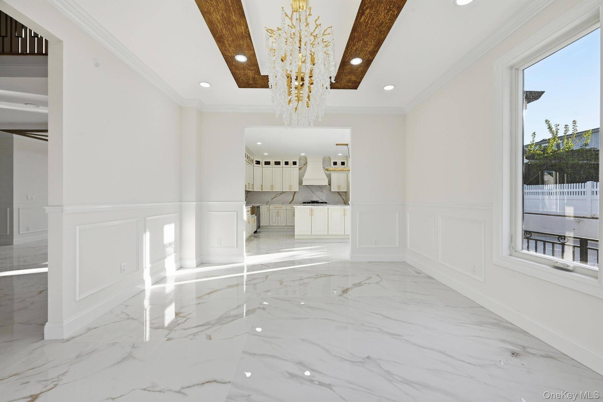 Casa de 5 Dormitorios en Venta en Valley Stream - Nueva York - EE. UU. - 8