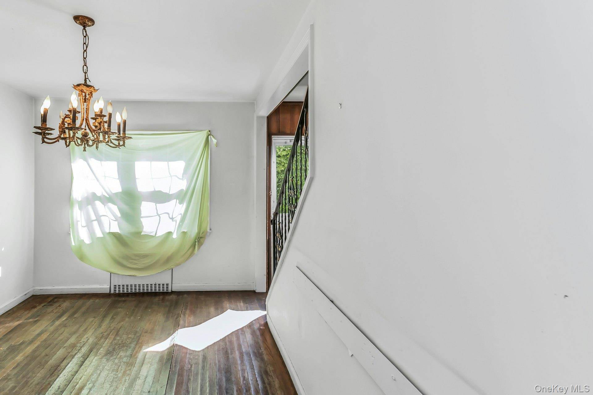 Casa com 5 Quartos à Venda em West Hempstead - Nova Iorque - EUA - 8