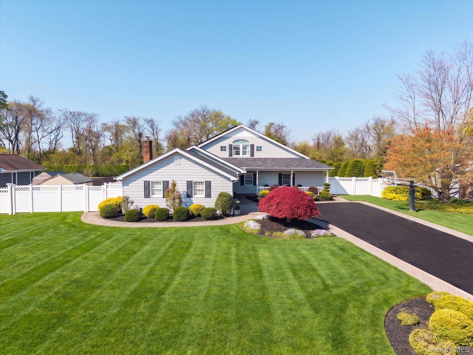 Maison 5 chambres à vendre à West Islip - New York - USA - 1