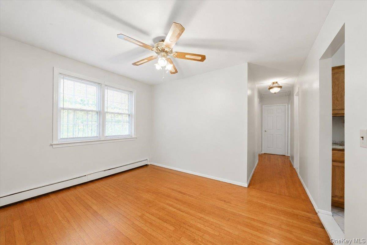 Casa com 5 Quartos à Venda em Westbury - Nova Iorque - EUA - 8