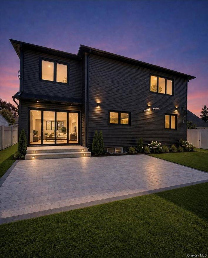 Casa com 5 Quartos à Venda em Westbury - Nova Iorque - EUA - 4